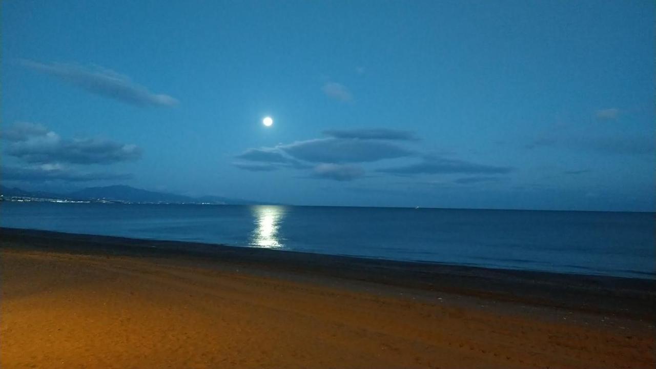 Duquesa 5210 Beach Side Paradise Castillo de Sabinillas 外观 照片